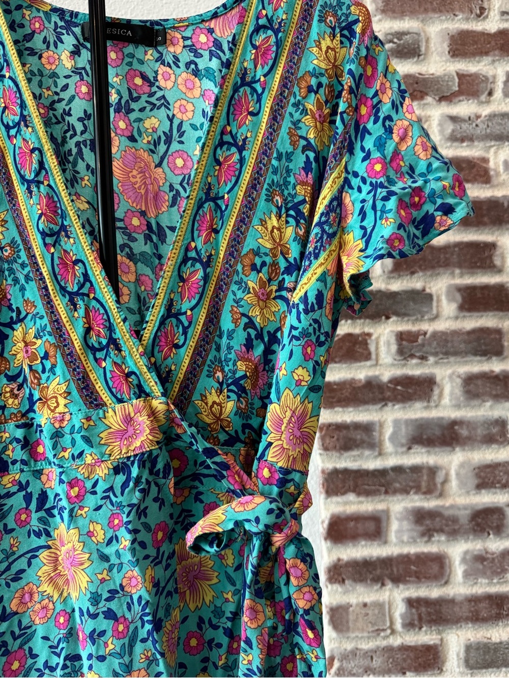 Zesica Turquoise & Pink Floral Wrap Dress - Short Sleeve Size Small Womens